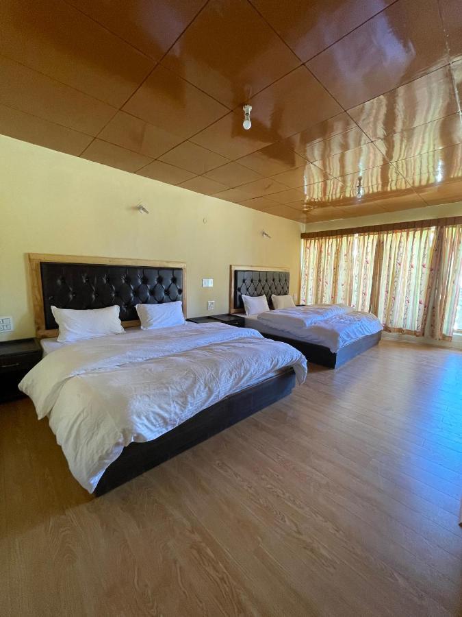 Hinjuma Guest House Leh Bagian luar foto