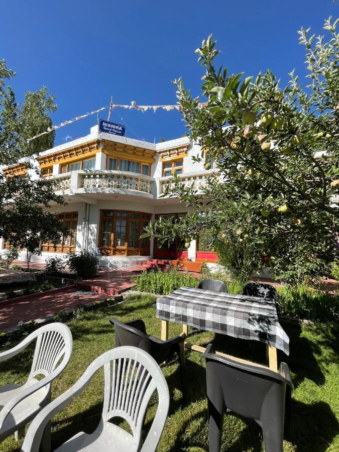 Hinjuma Guest House Leh Bagian luar foto